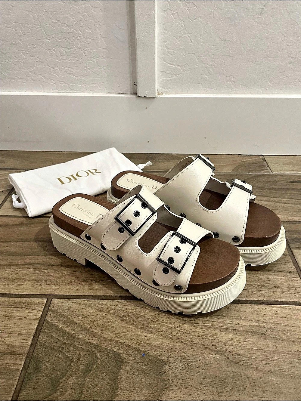 Dior Dway Platform Sandal Platform Sandals in White & Brown EU 39 Like New